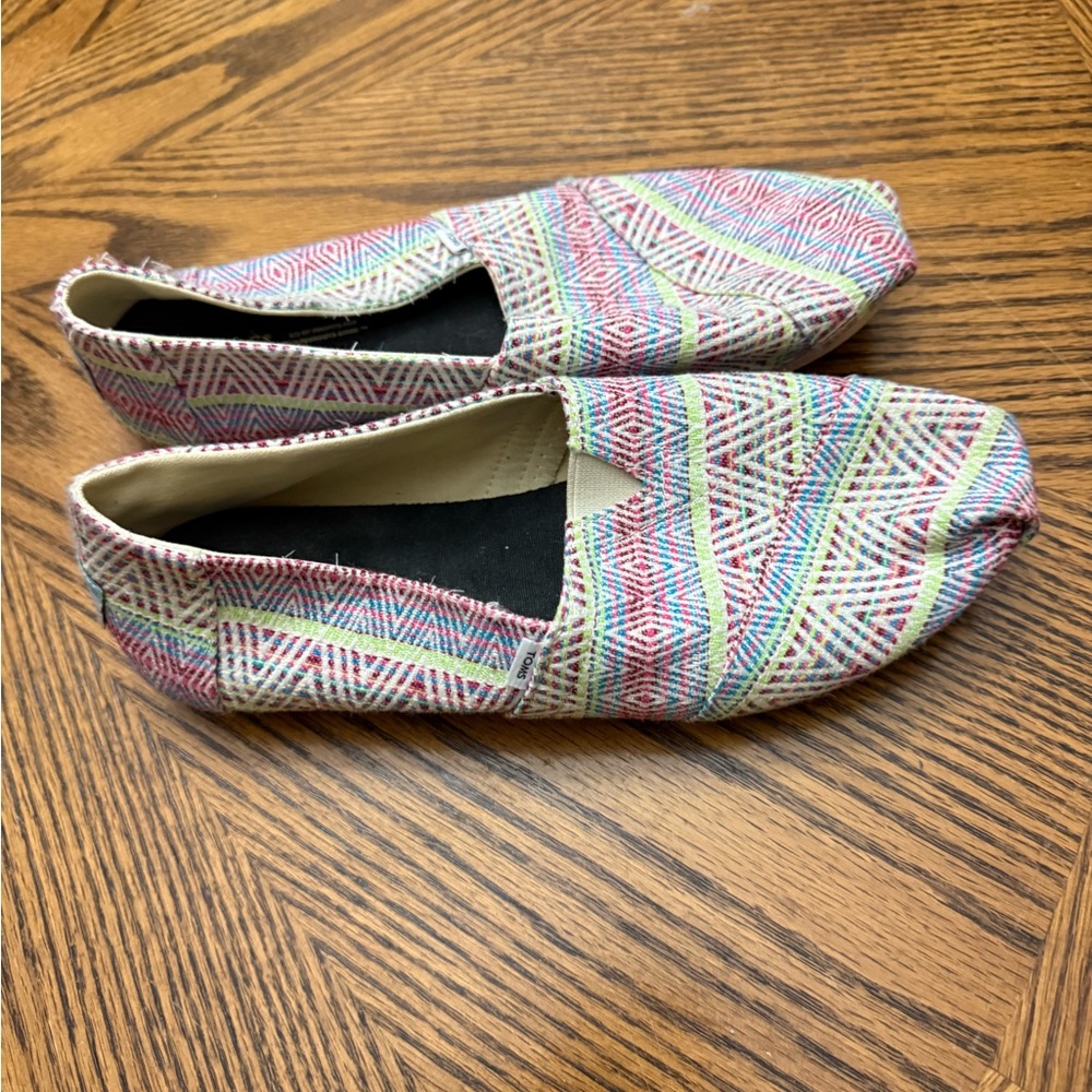 Toms Multicolor Patterned Women's Flats
